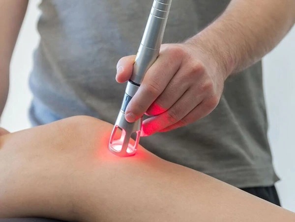 بررسی لیزردرمانی و ویژگی ها